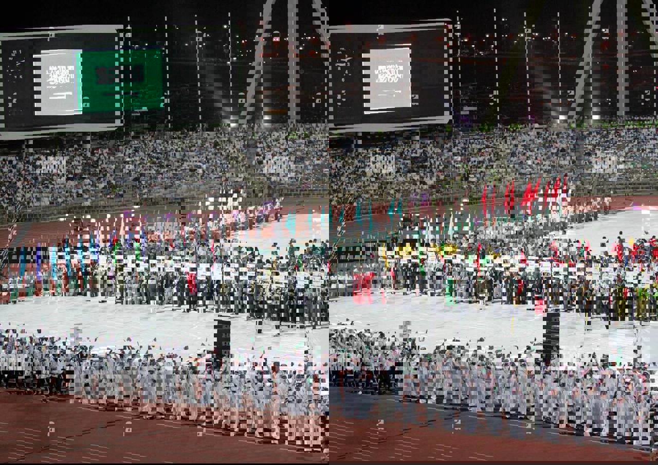 1733387