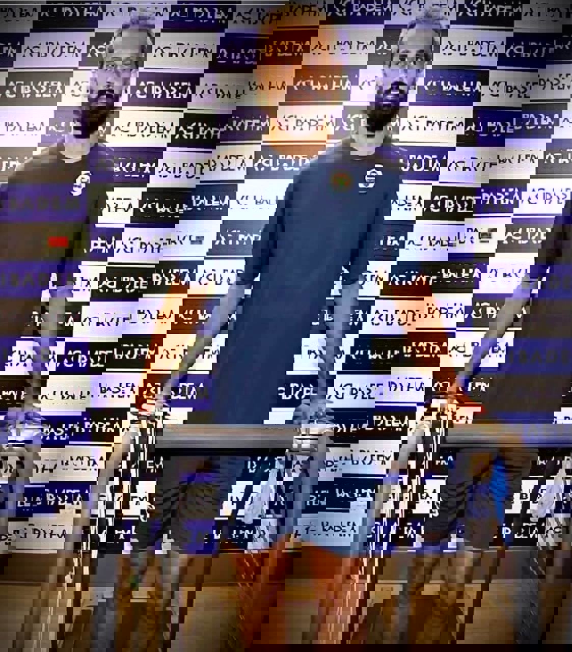 1733484