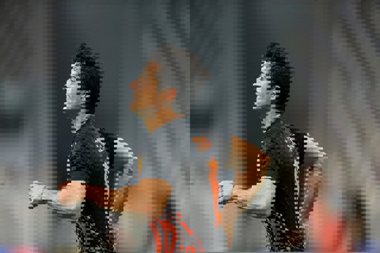 1733726