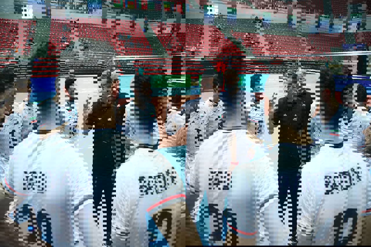 1733784