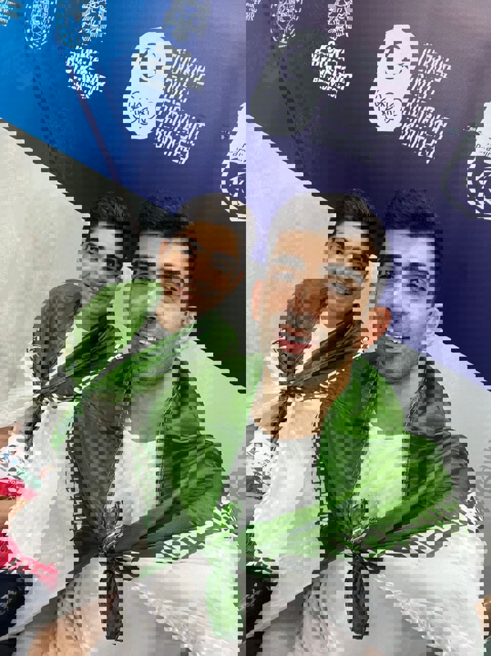 1733970
