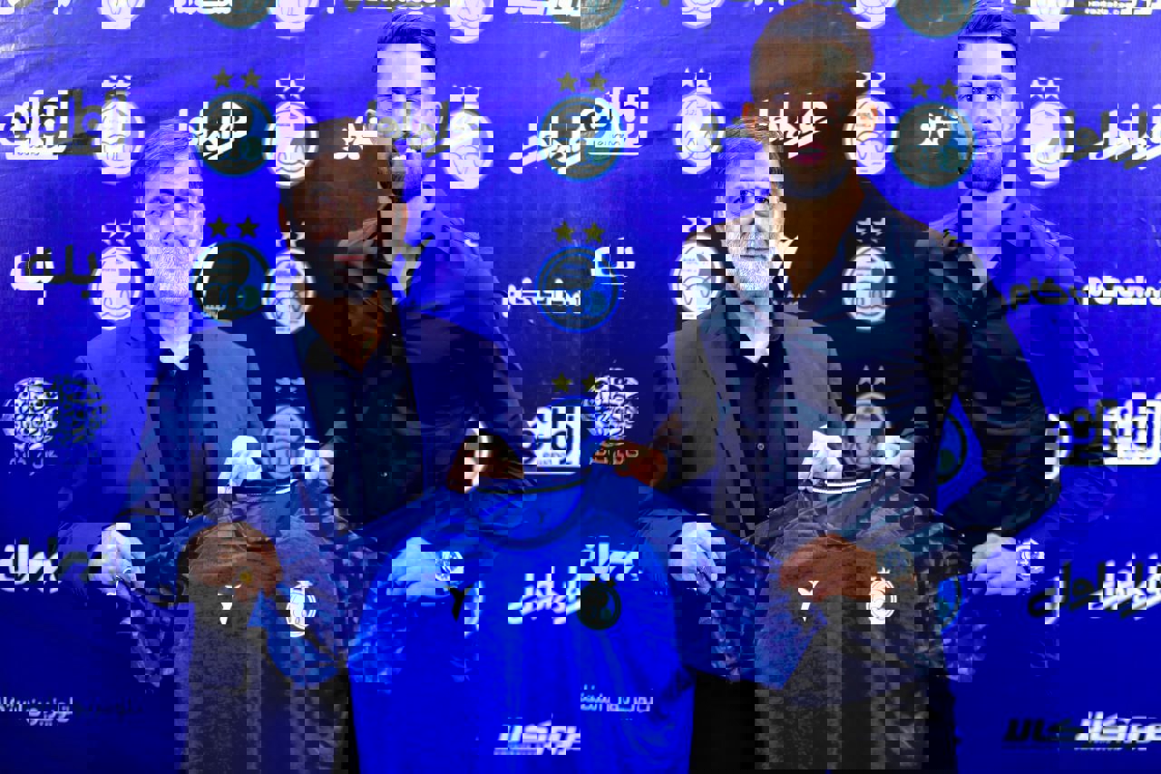 1733929