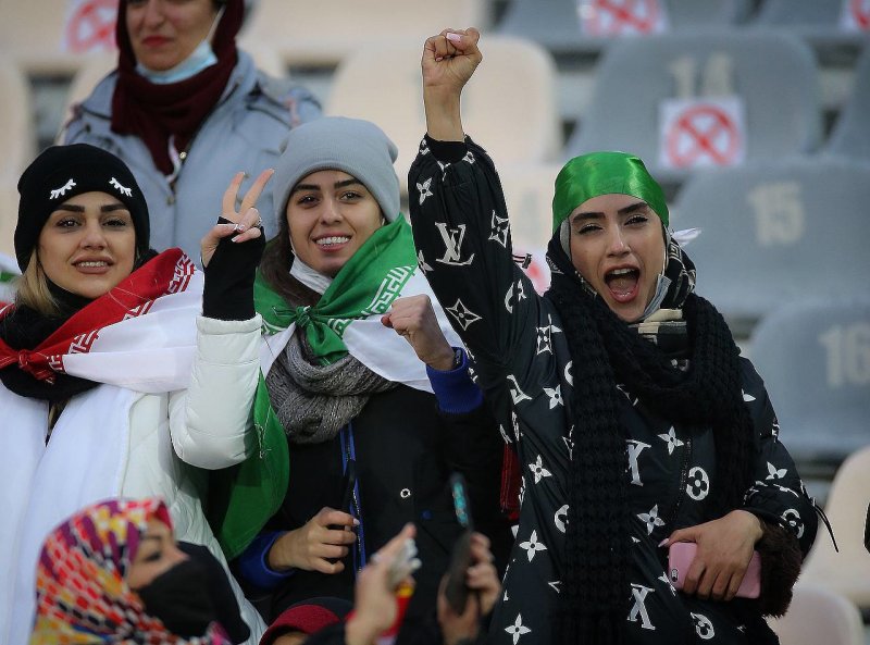 جلسه مهم امروز برای ورود زنان به ورزشگاهها