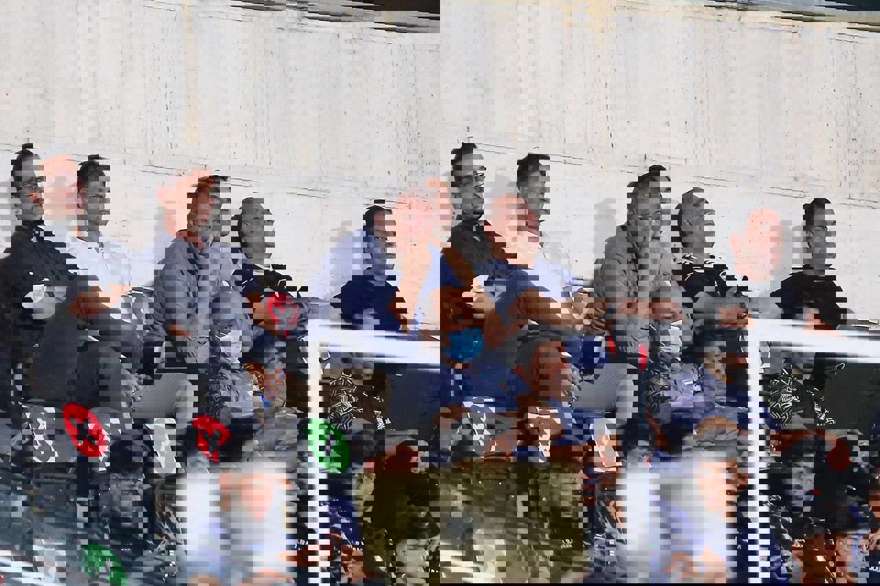 1734819