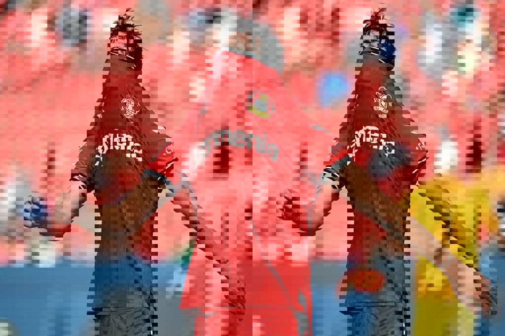 1734903