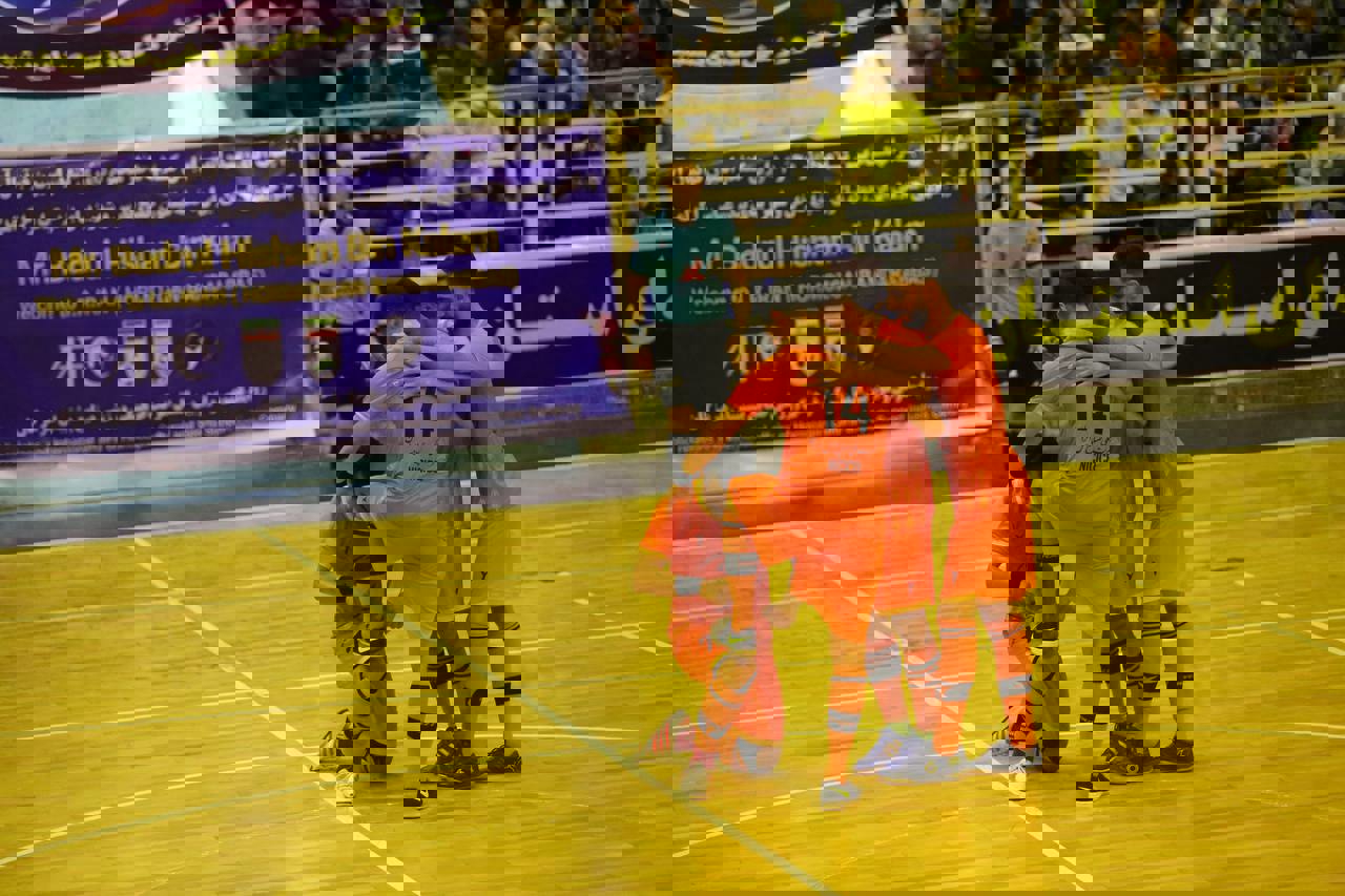 1735172
