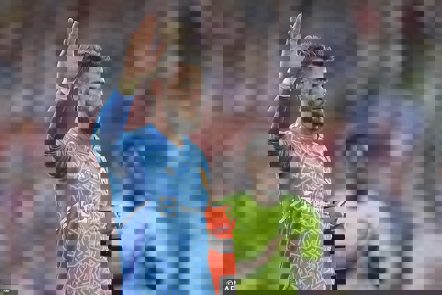 1735296