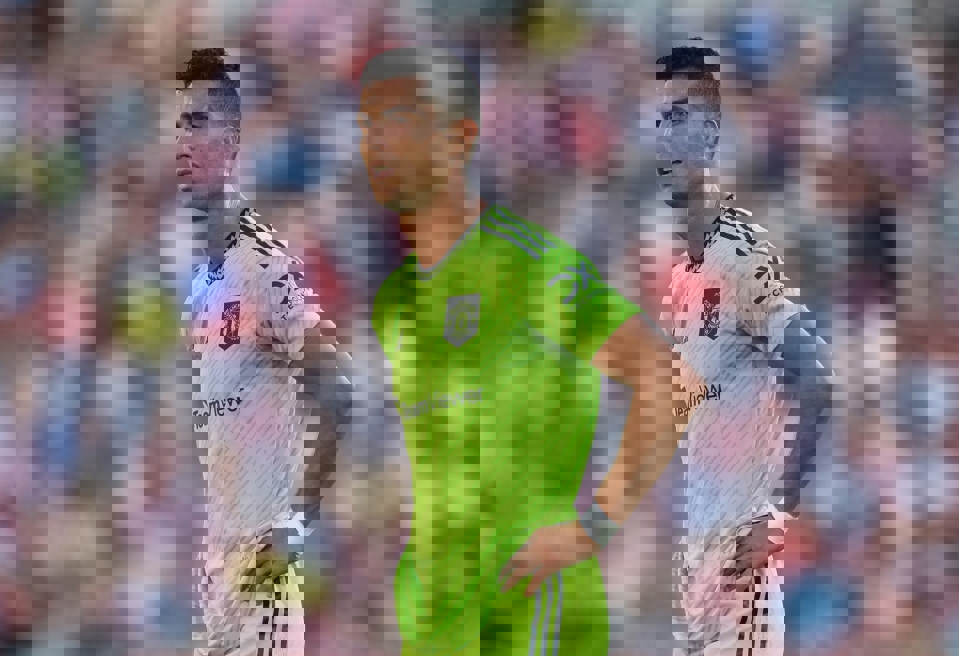 1735320