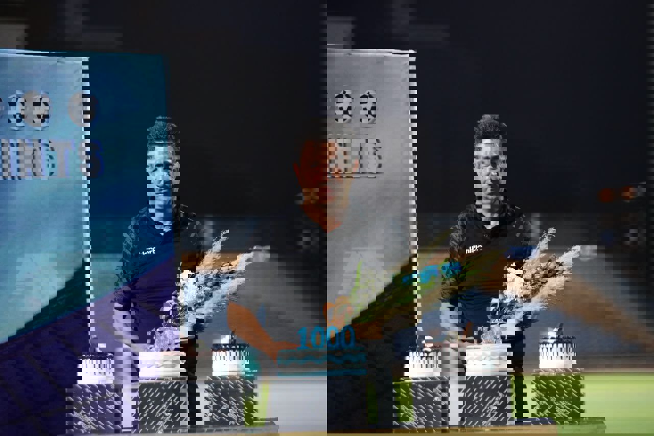 1735354