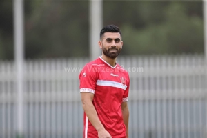 رفتار عجیب لیدر ذوب‌آهن با خرید جنجالی پرسپولیس