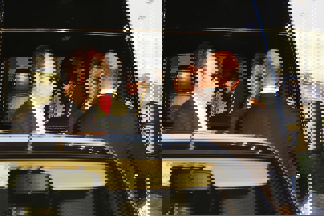 1735445