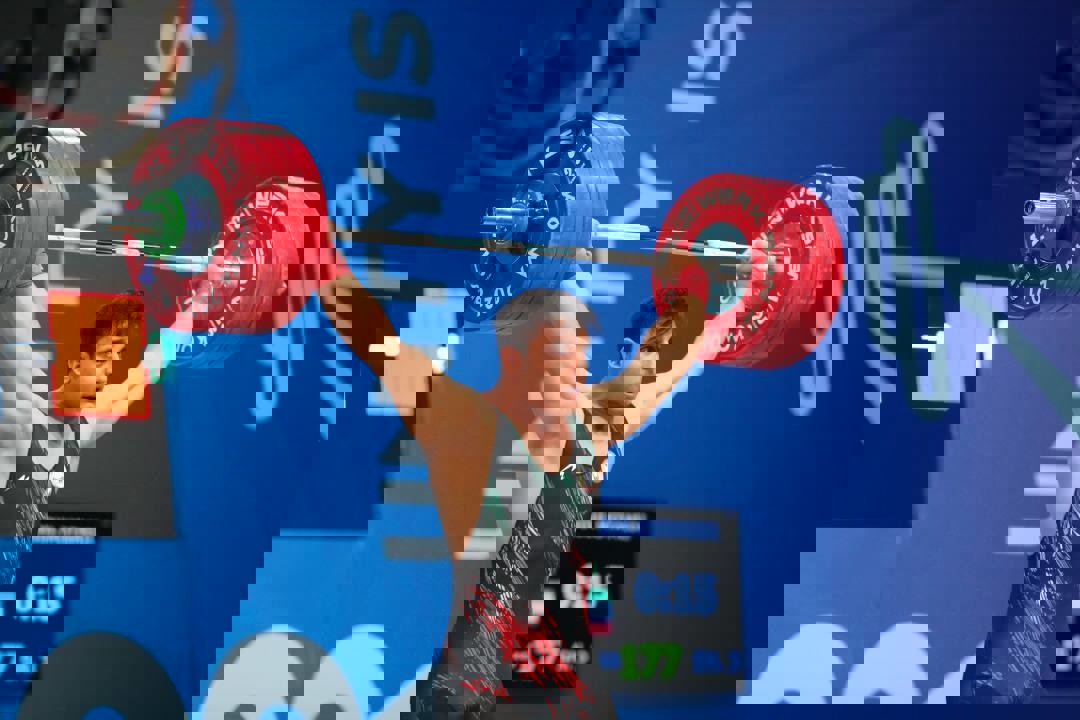 1735530