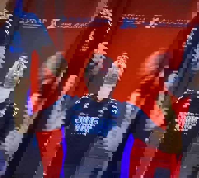 1735523