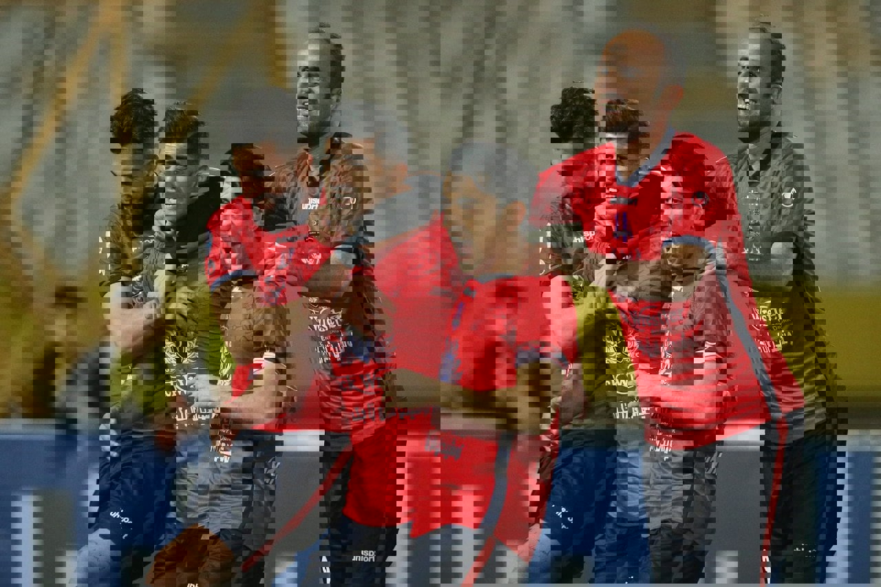 1735739