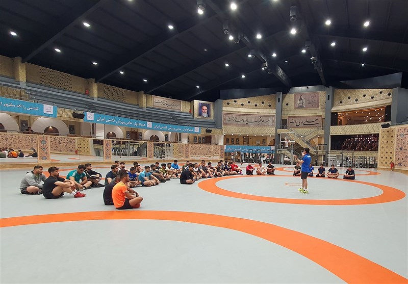  شاگردان بنا 16 شهریور در بلگراد