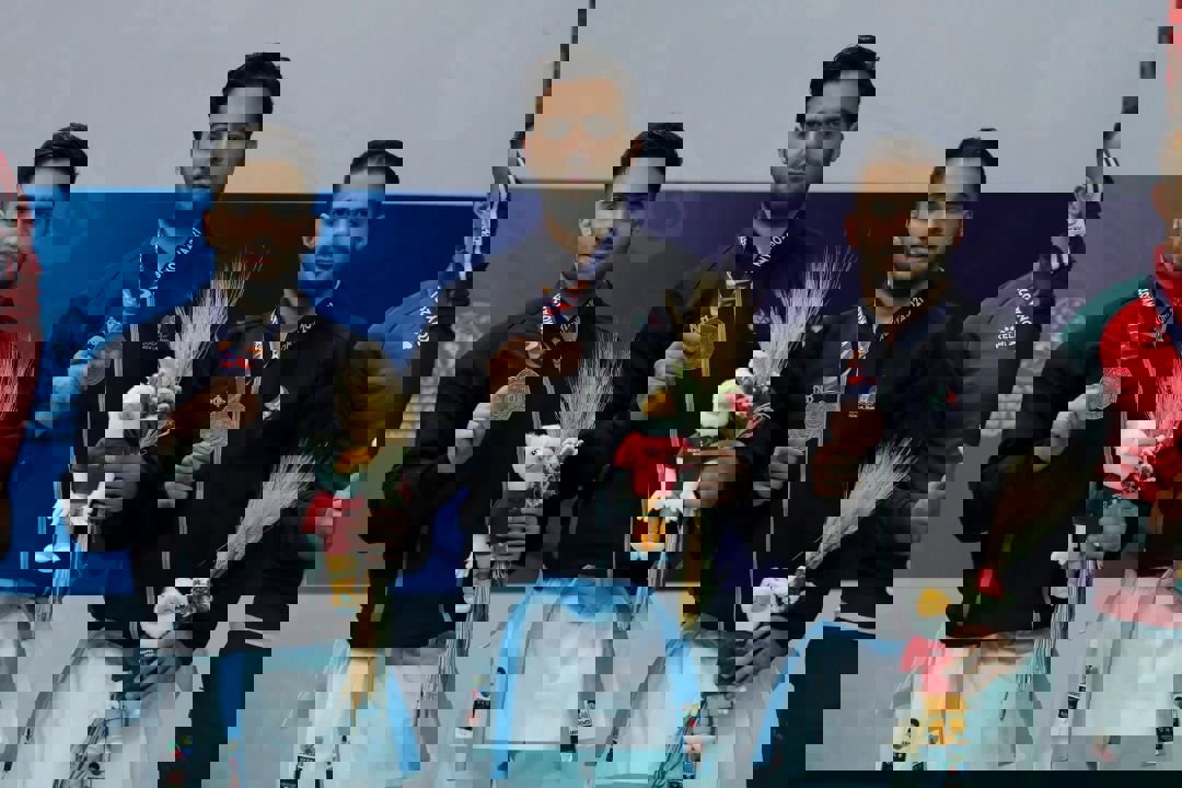 1736367