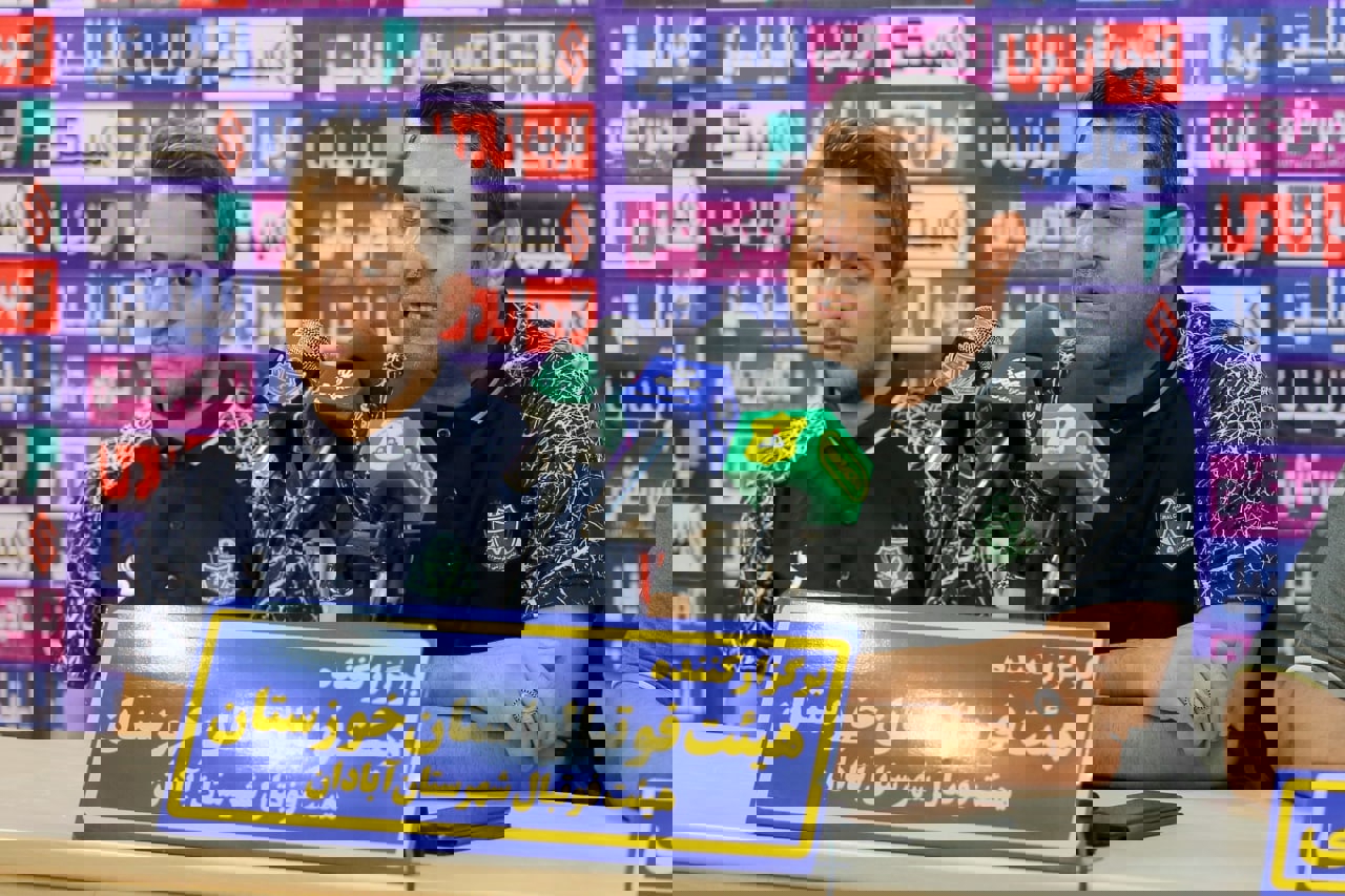1736404