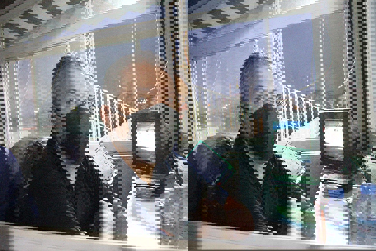 1736516