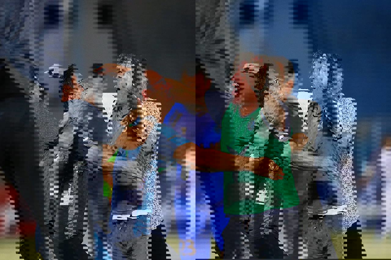 1736564