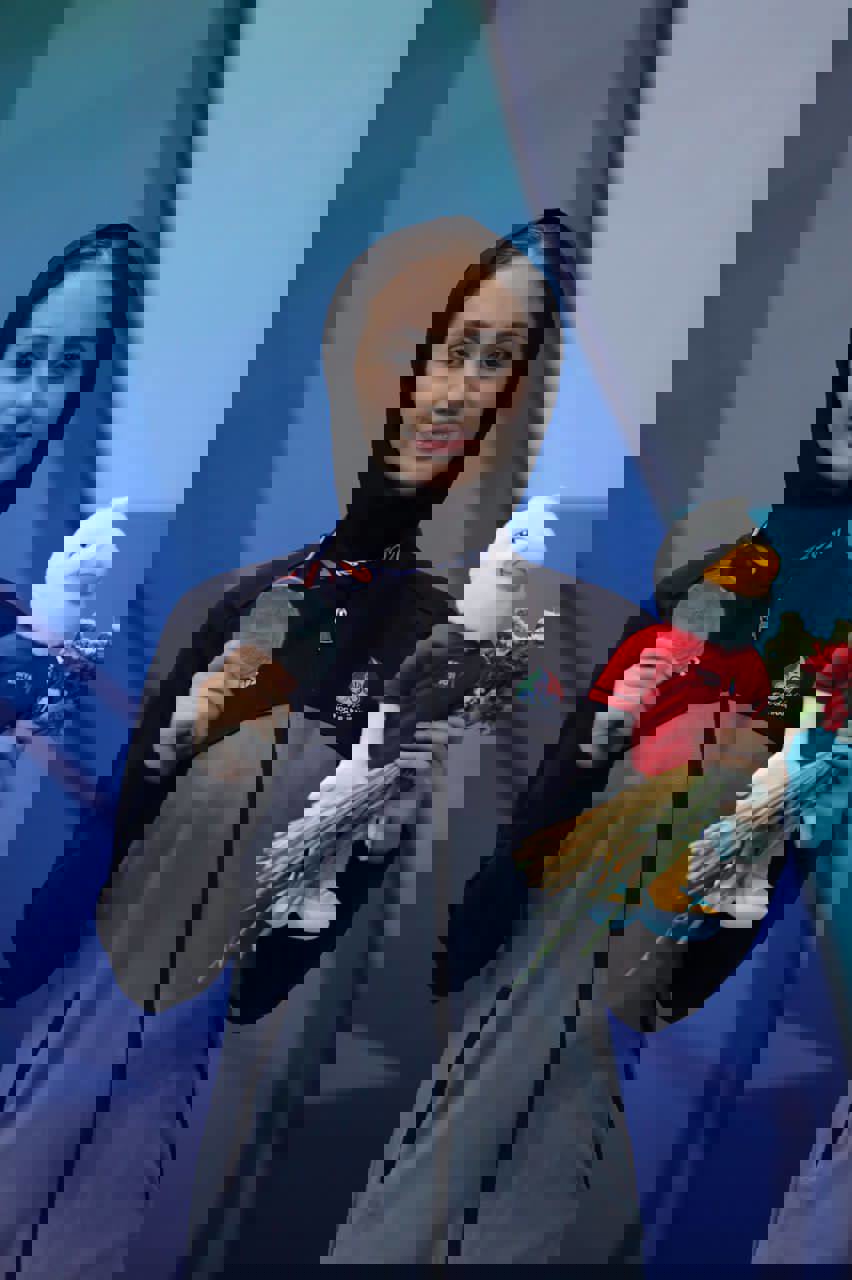 1736630