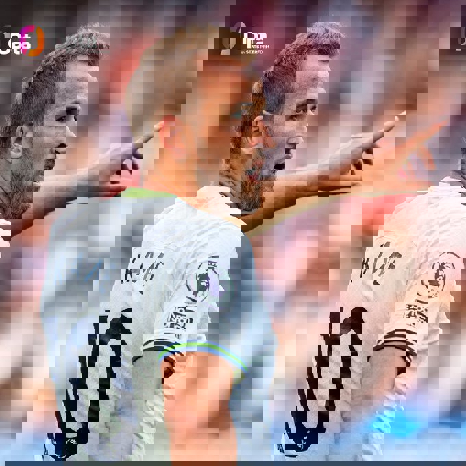 1737023