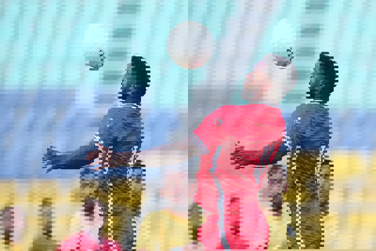 1737076
