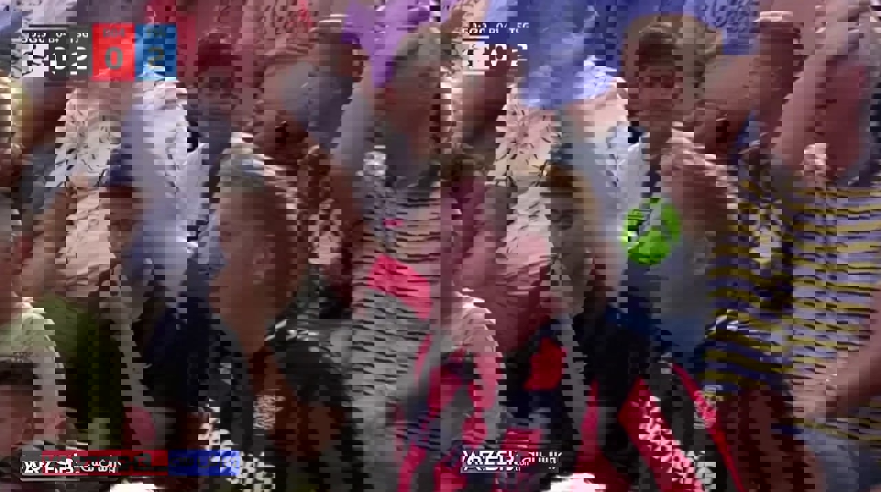 1737093
