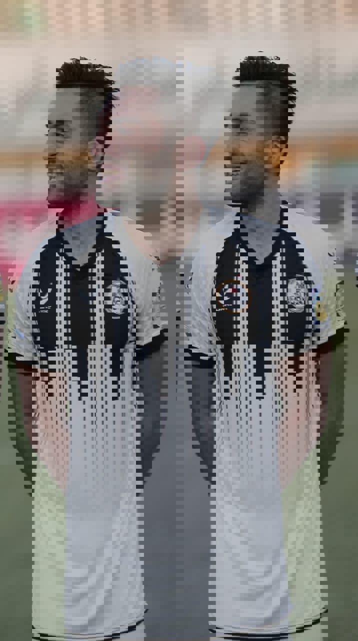1737359