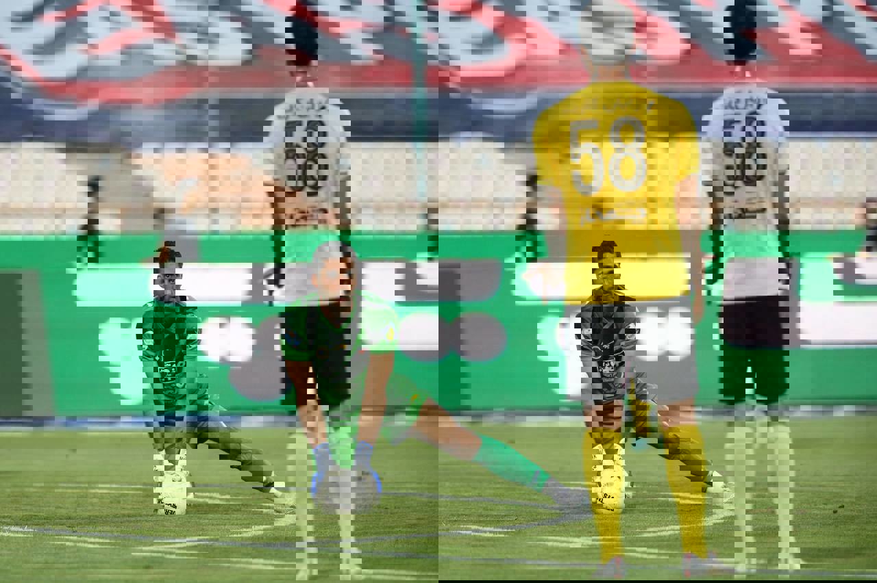 1737557