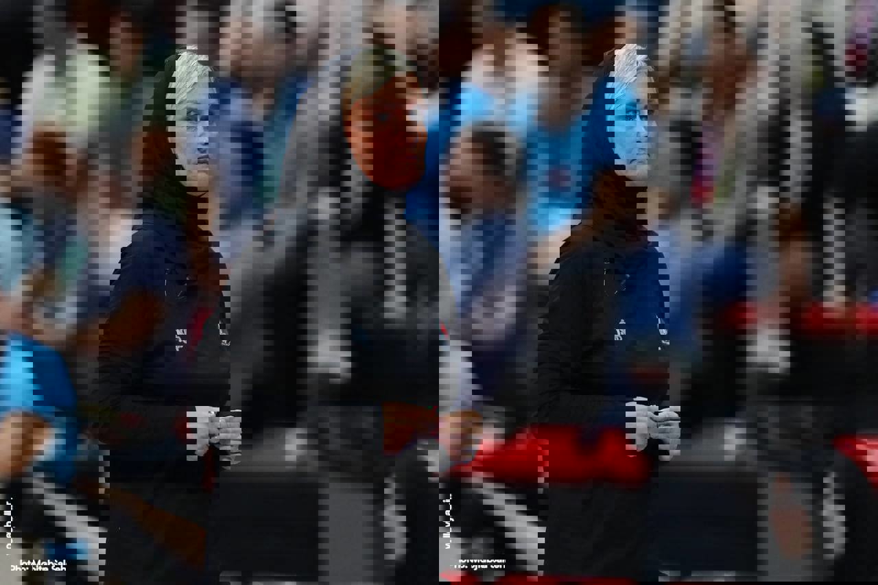 1737676