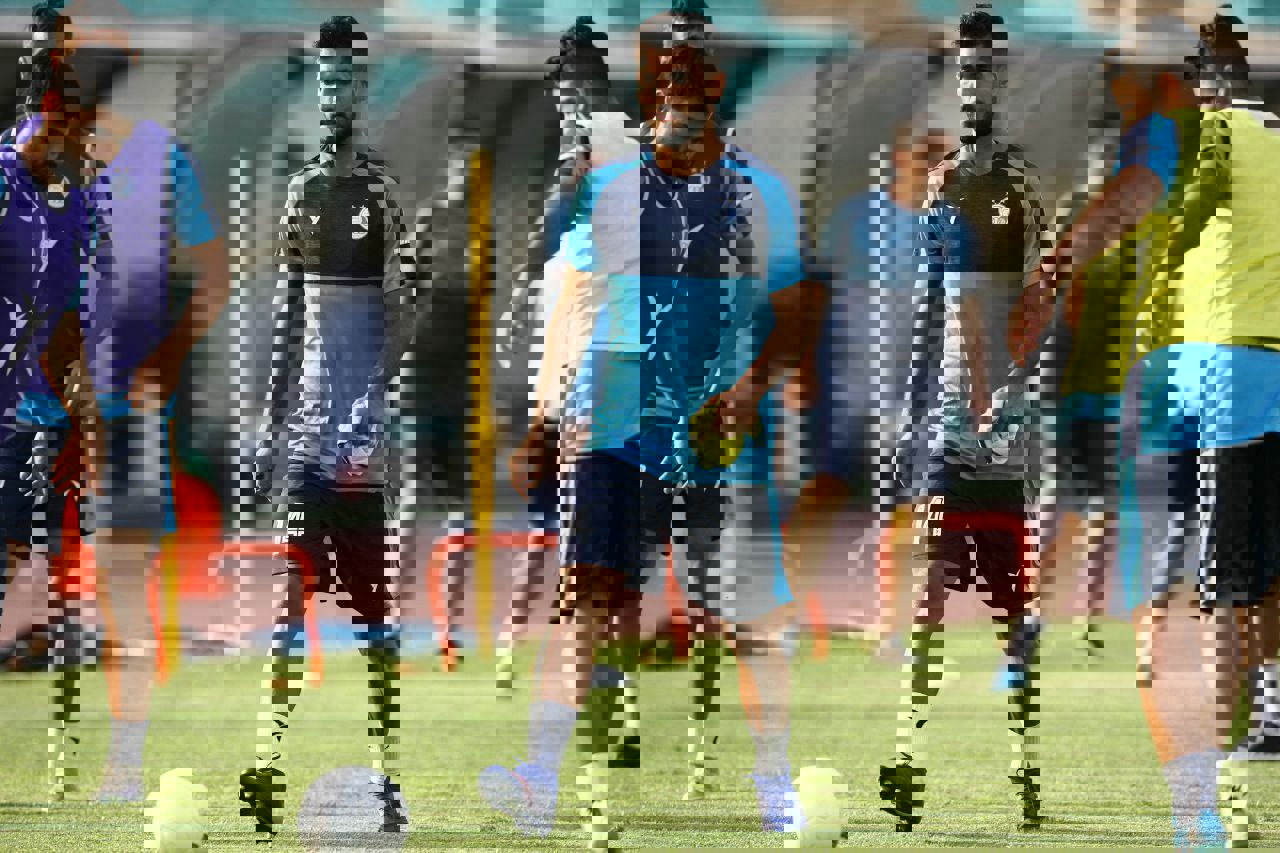 1737947