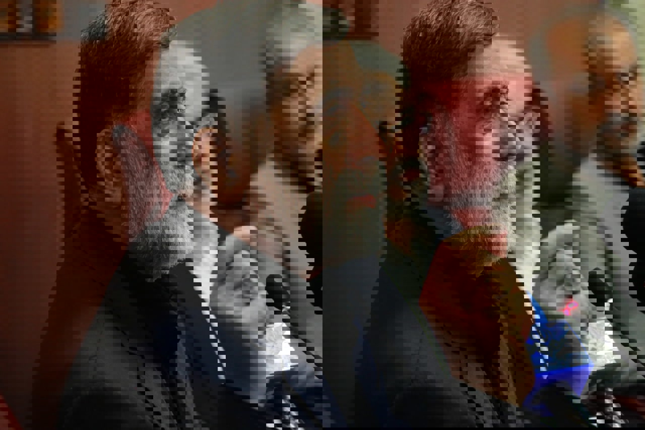 1738190