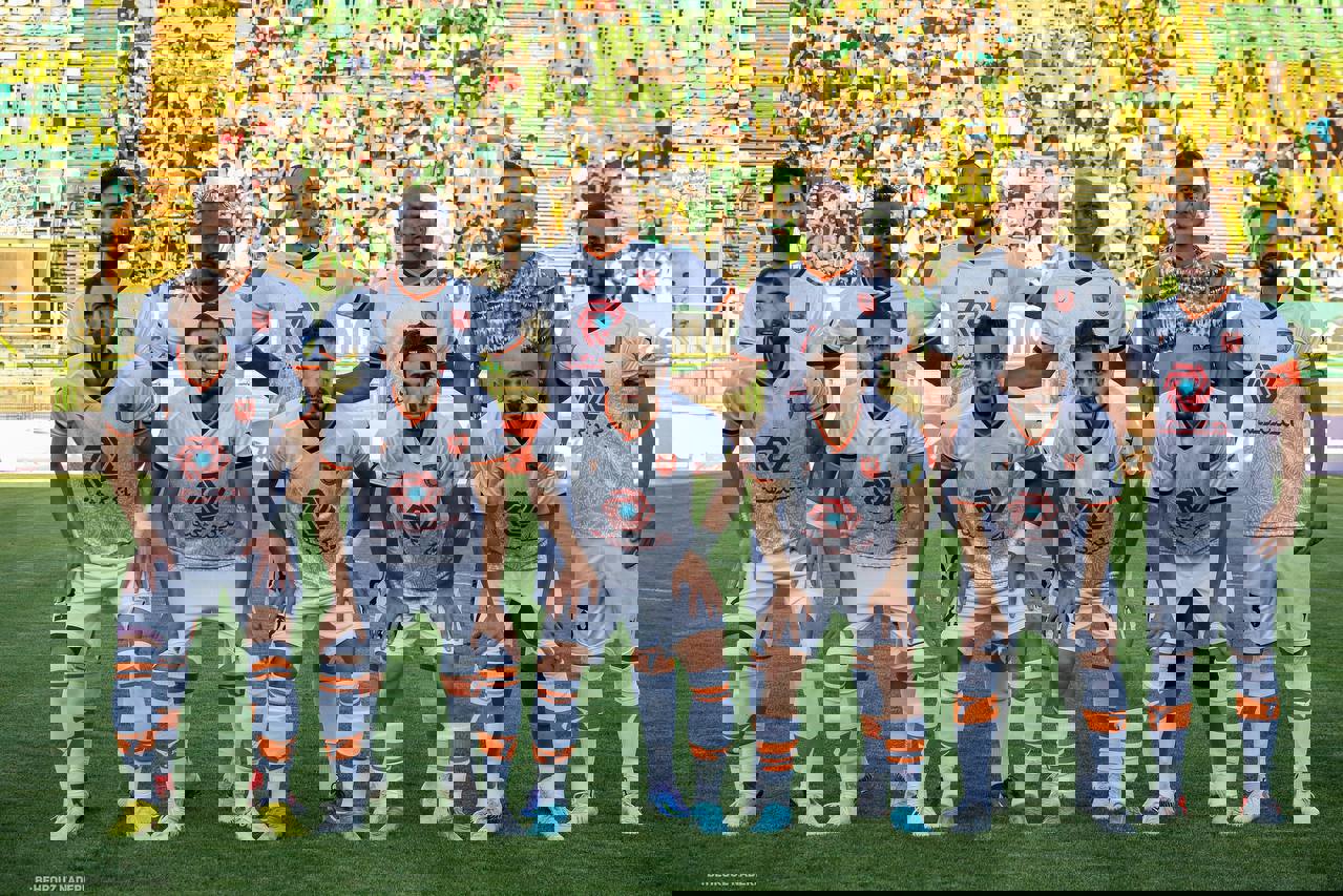 1738389
