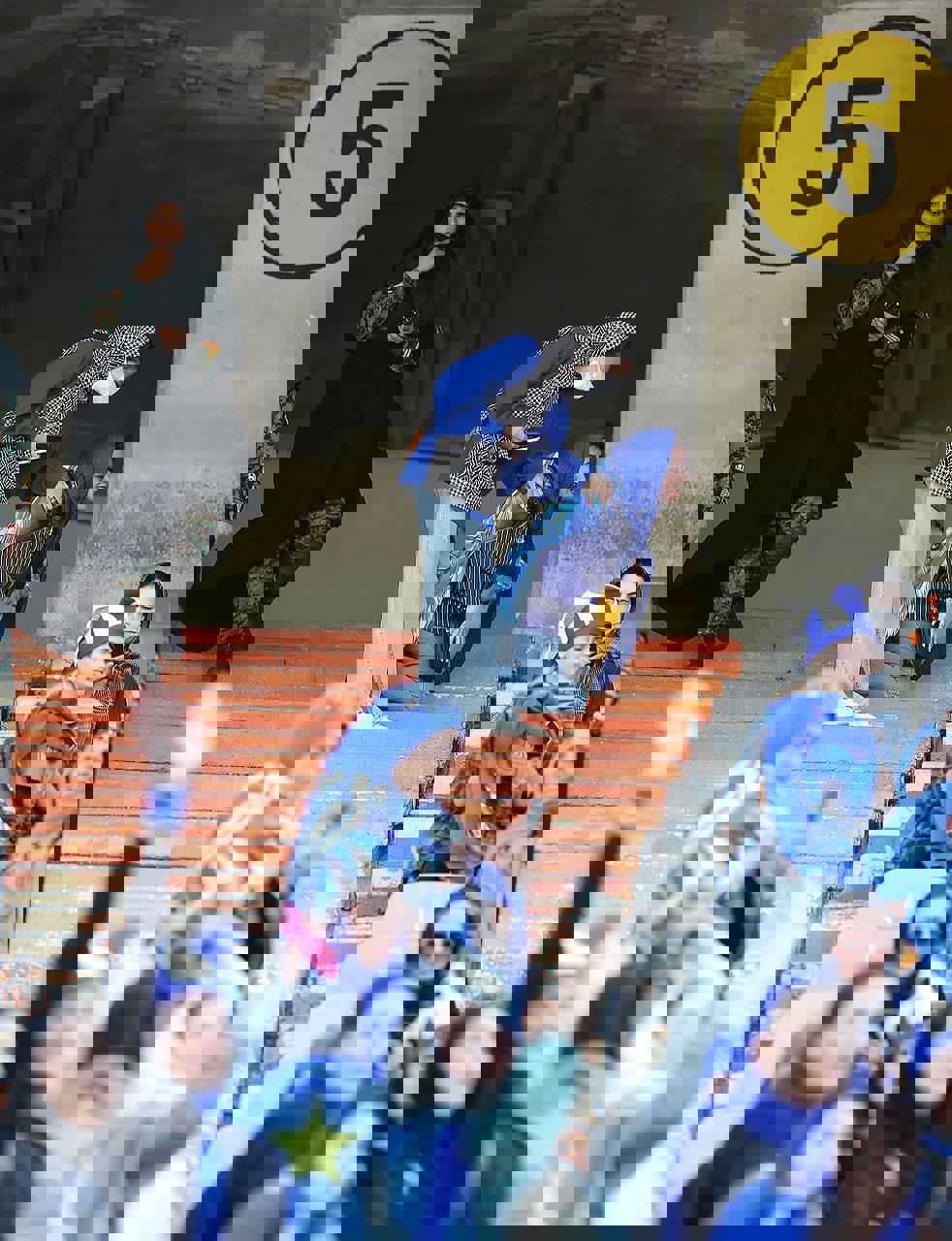 1738367