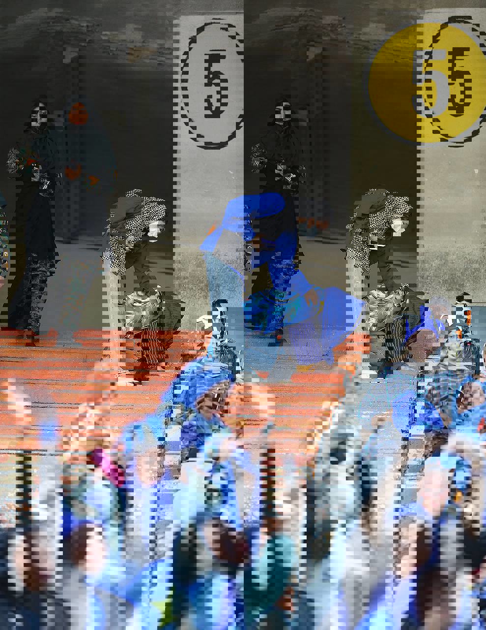 1738370