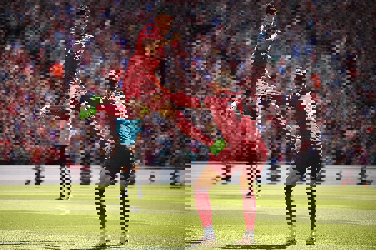 1739205