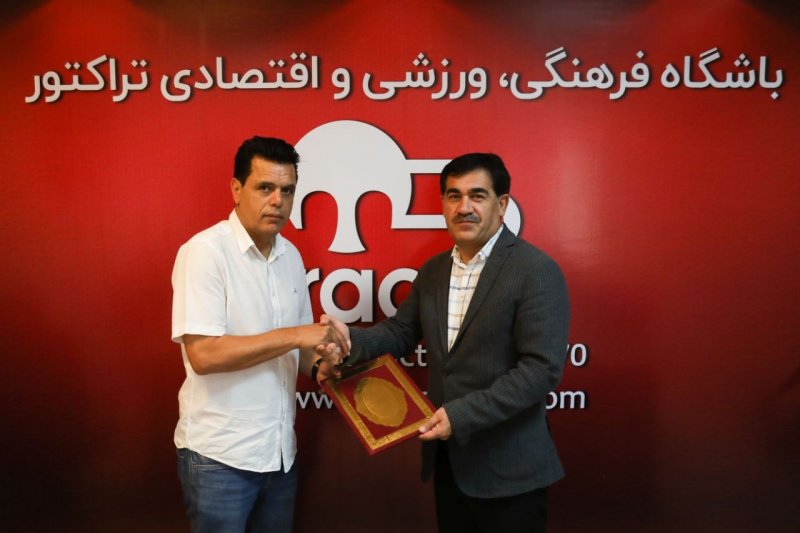 حسین خطیبی رئیس آکادمی تراکتور شد