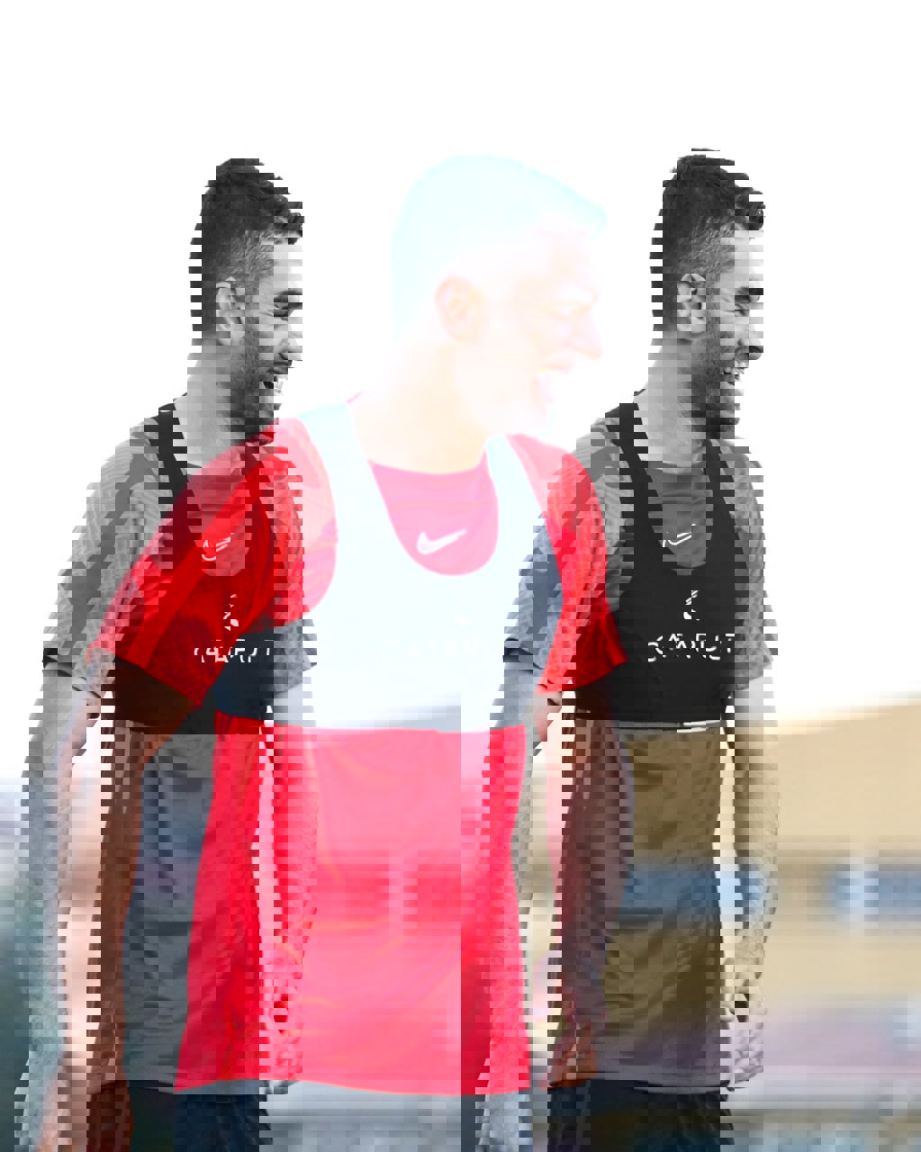1739571