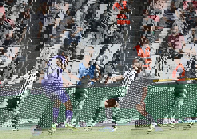 1739658