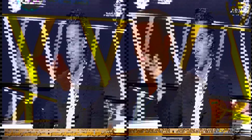 1739618