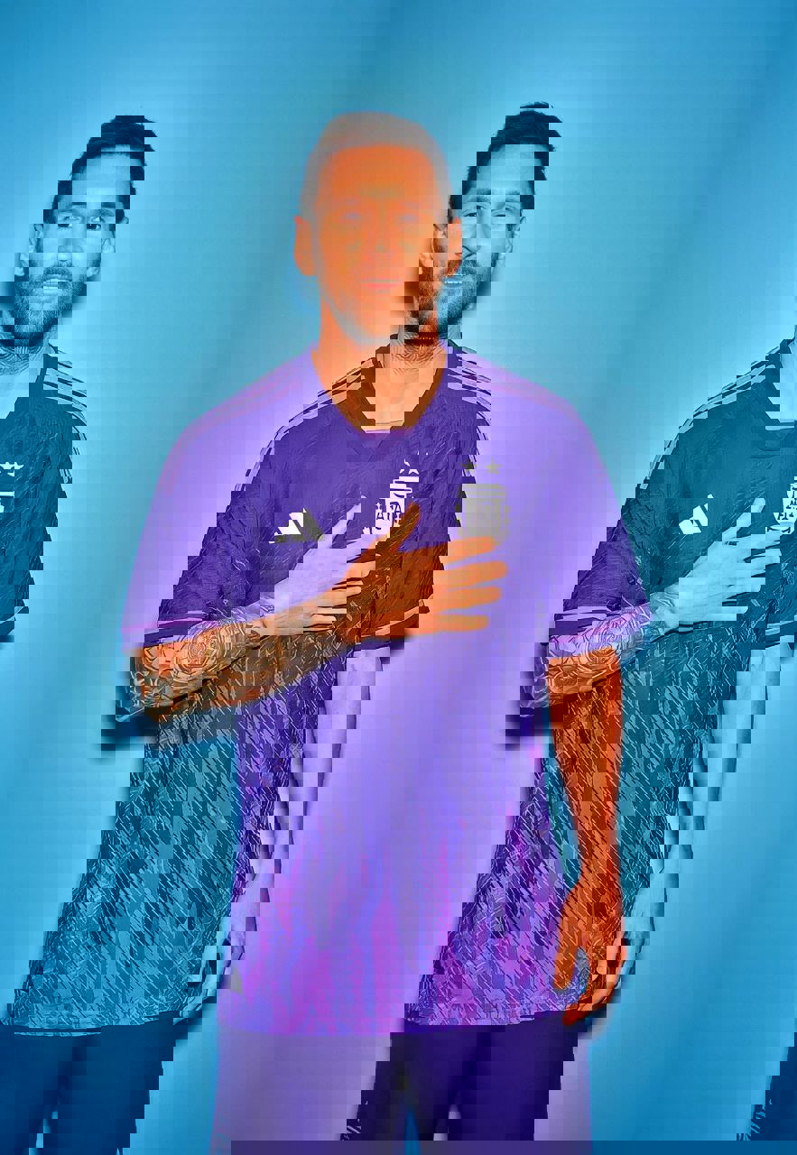 1739954