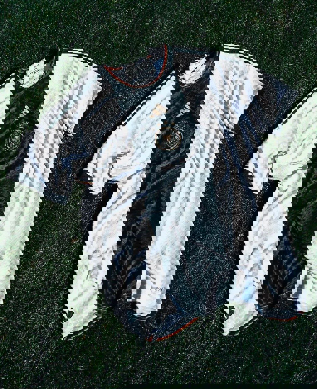 1739949
