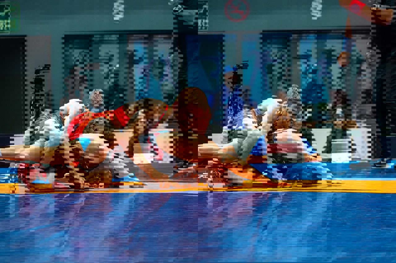 1739713