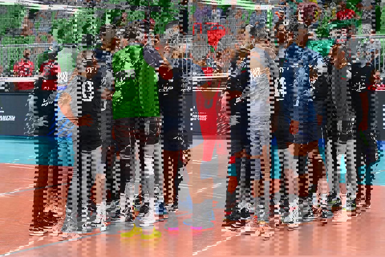 1740002