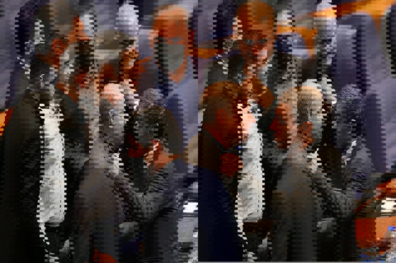 1740166