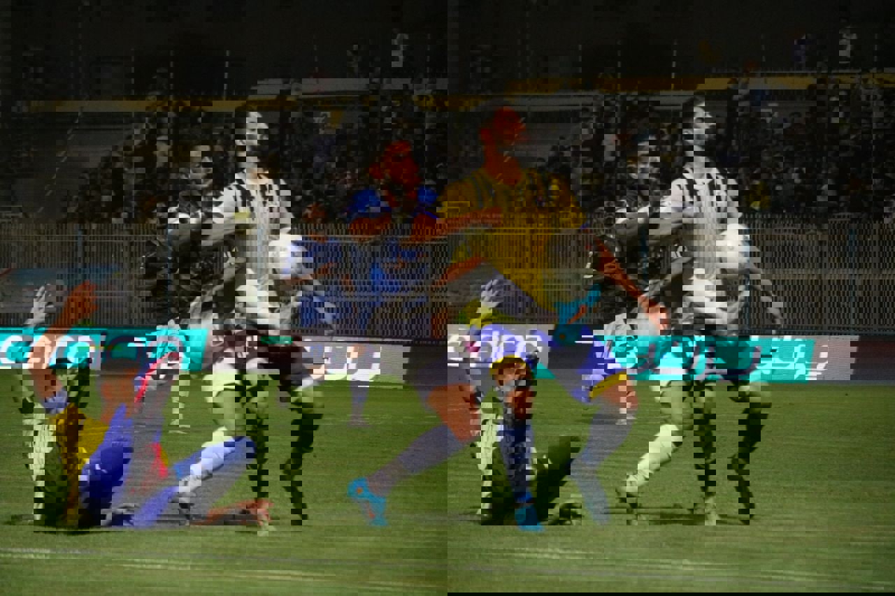 1740271