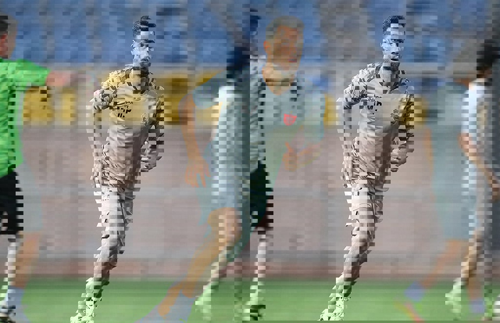 1740198