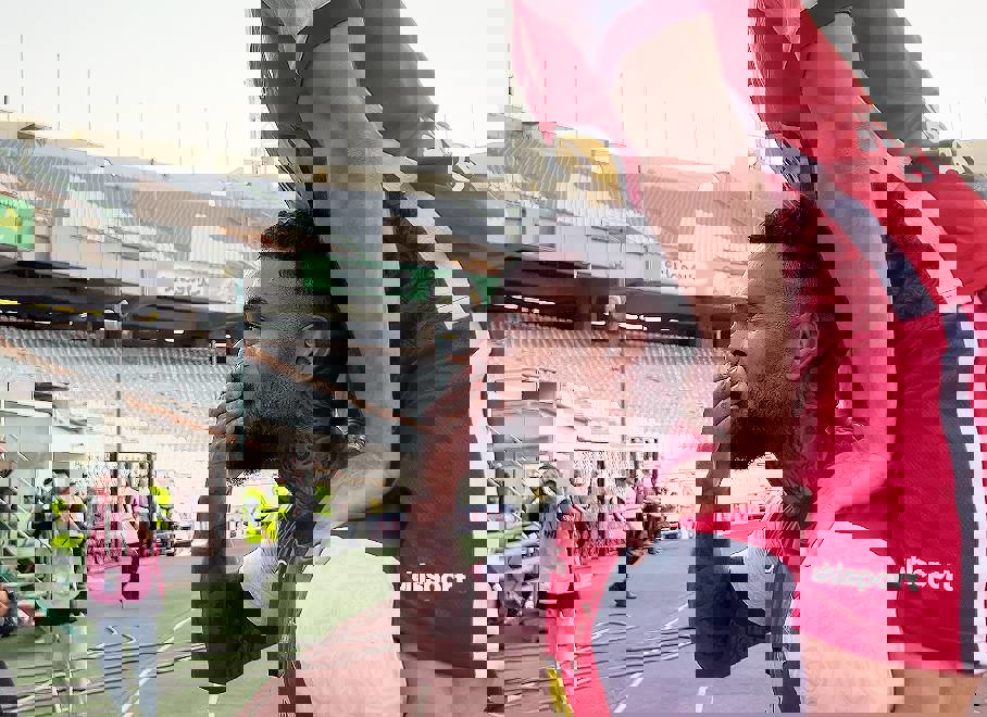 1740581