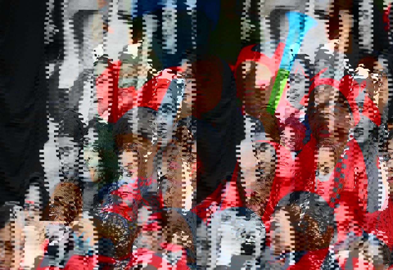 1740592
