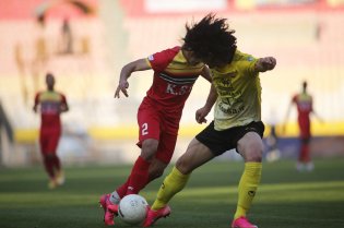 گزارش زنده؛  سپاهان 0 - فولاد خوزستان 0